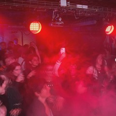 005 – Laisse Tomber les Filles #9 Lille 22.11.04 replayed