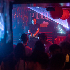 House Session by Error