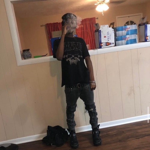 rEaL vAmPirE (prod. lucamalaspina)