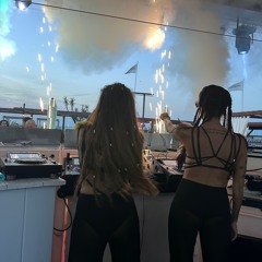 Freyja Live @ Zensa Rooftop