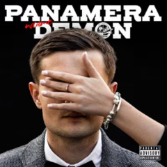 Sedim V Autě V Noci