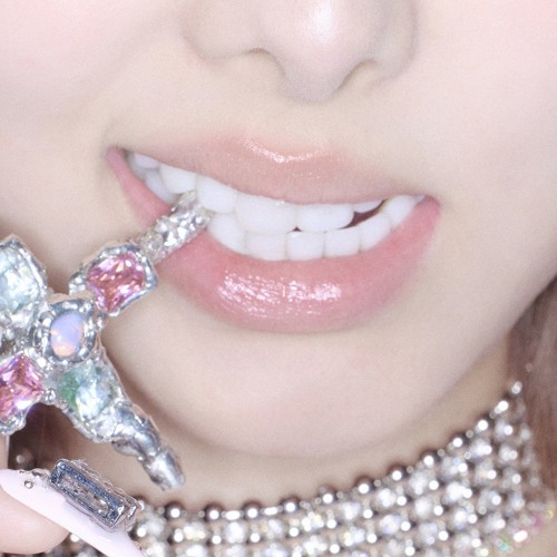 HI HELLO - TWICE