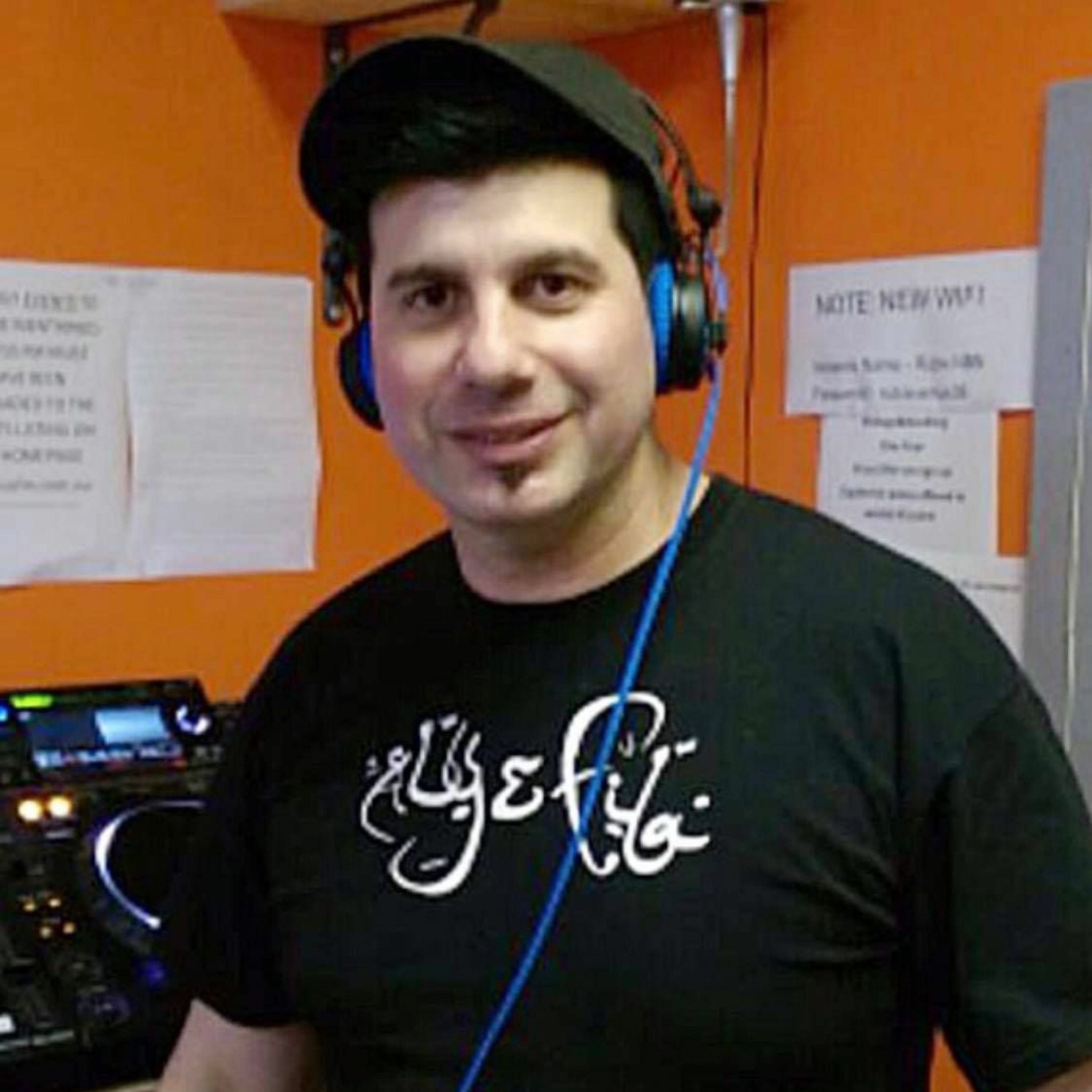 Live On Kiss Fm 2016 (One From The Archives) episode artwork