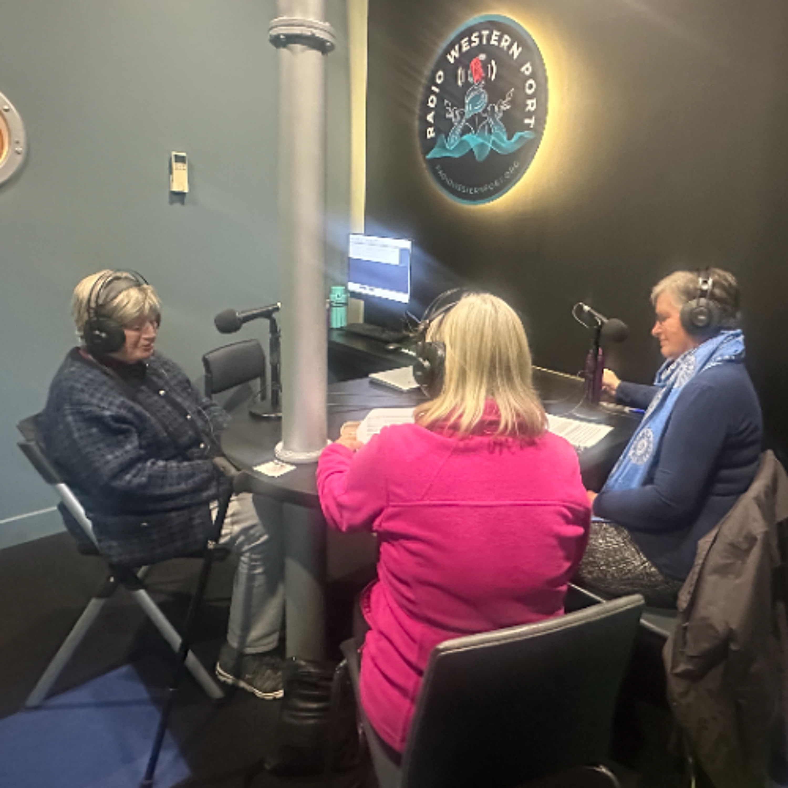 🎙️ U3A Hastings Podcast – Episode #5  Hosts Julie and Janet sit down with Alison, our talented watercolour tutor episode artwork