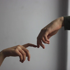 Chi muon ben anh luc nay