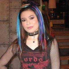 SKRILLEX - SCUT (MIRANDA COSGROVE EDIT)