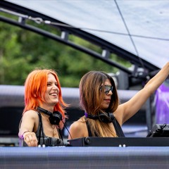 Tomorrowland Crystal Garden Stage - Henri Bergmann B2B Magit Cacoon