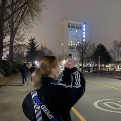 윈터(Winter Of Aespa) - 가로수 그늘아래 서면 (리무진서비스 live.ver)