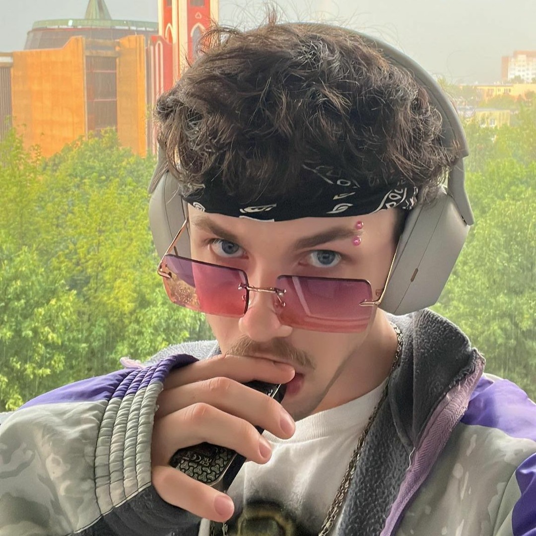 Stream CYBERPUNKER: Y2K RAVE by cyberpunker__ | Listen online for free ...