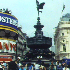 Ceilingggggg W GLE1SH