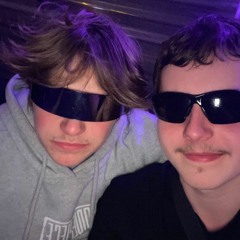 dronken oma op een fiets