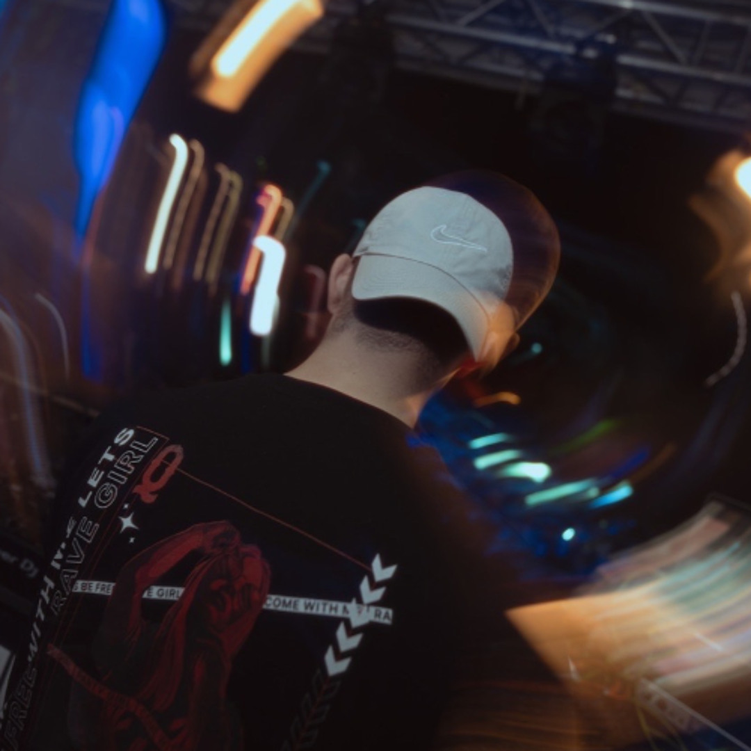 Stream Tomasz Guiddo @ Rave The Planet 2025 (LIVE Recording) By RAVE