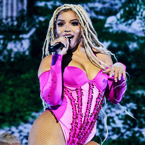 Chlöe Performs Have Mercy 2021 VMAs MTV