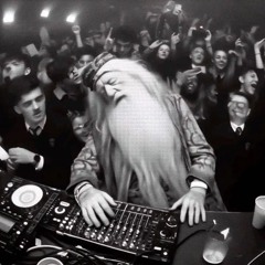 SO AS EMBRAZADINHAS PROS BAILES