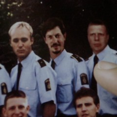 Dumbed Uni Nu Har Jeg En Pistol