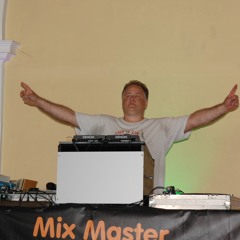 DJ Maximus Neuste Offizielle Dance und Party Singles 2023