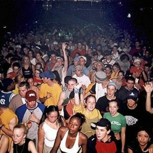 Groovin' 001 (Who's at the door?)