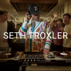Yoyaku Instore Session with Seth Troxler