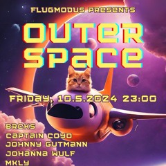 Outer Space / Flugmodus @ Beate Uwe