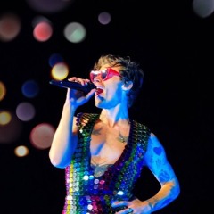 Harry Styles :)
