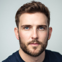 Presents: Travis Nelson, Actor.