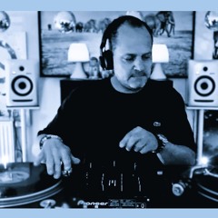 VINYL LOVE AFFAIR (VINYL ONLY MIX BY DJ ERBOMATIC)
