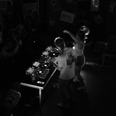 TWINSICK OPENING SET BY HARDMAN