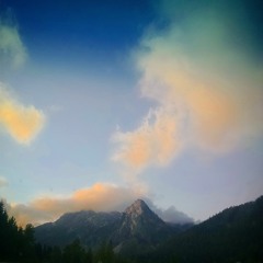 There's a party in Heaven.          R.I.P Deggy