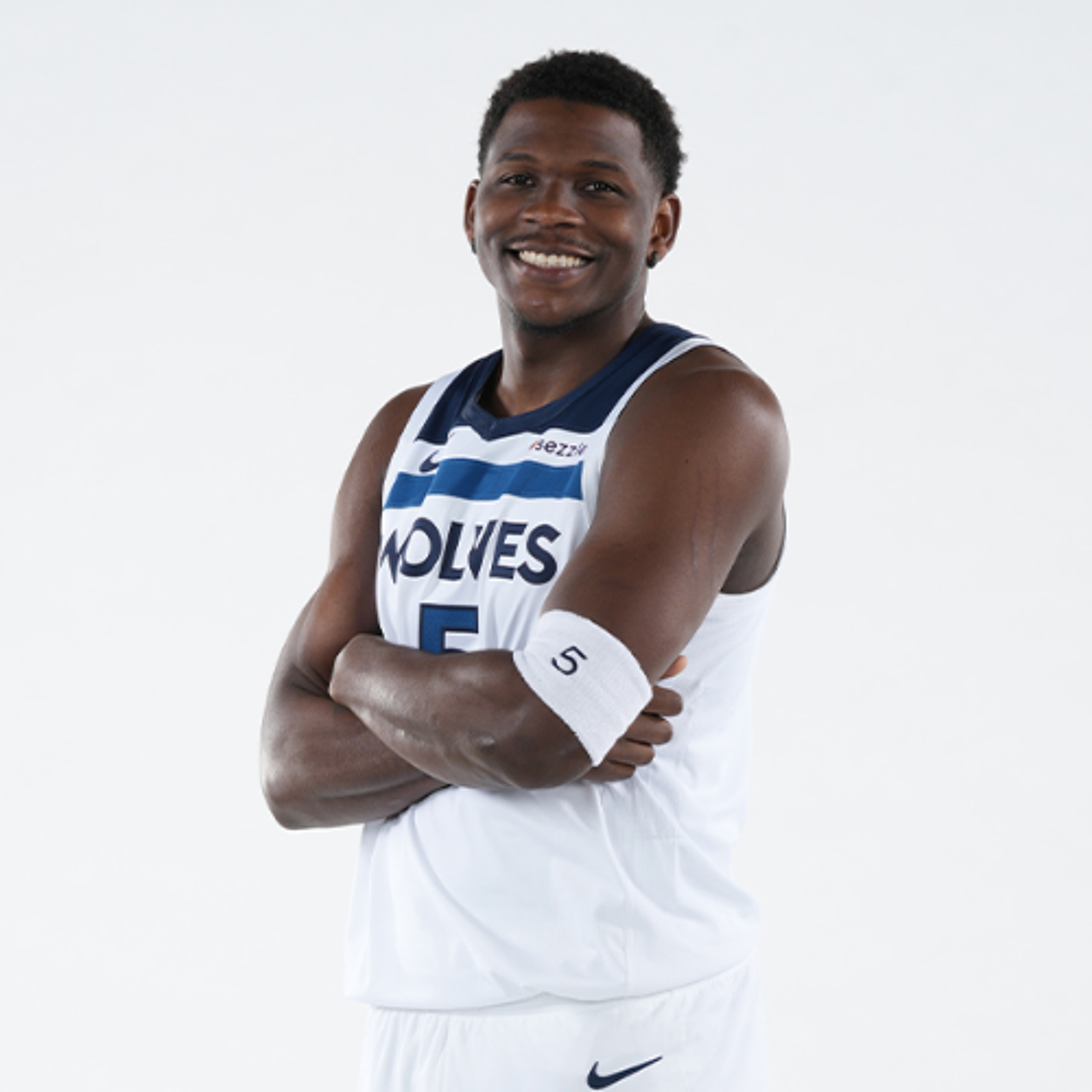 Anthony Edwards 10.19