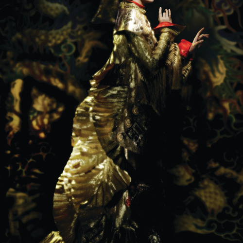 Stream Jin Yi Wei (Dian Ying " Jin Yi Wei" Zhu Ti Qu) by Sa Dingding