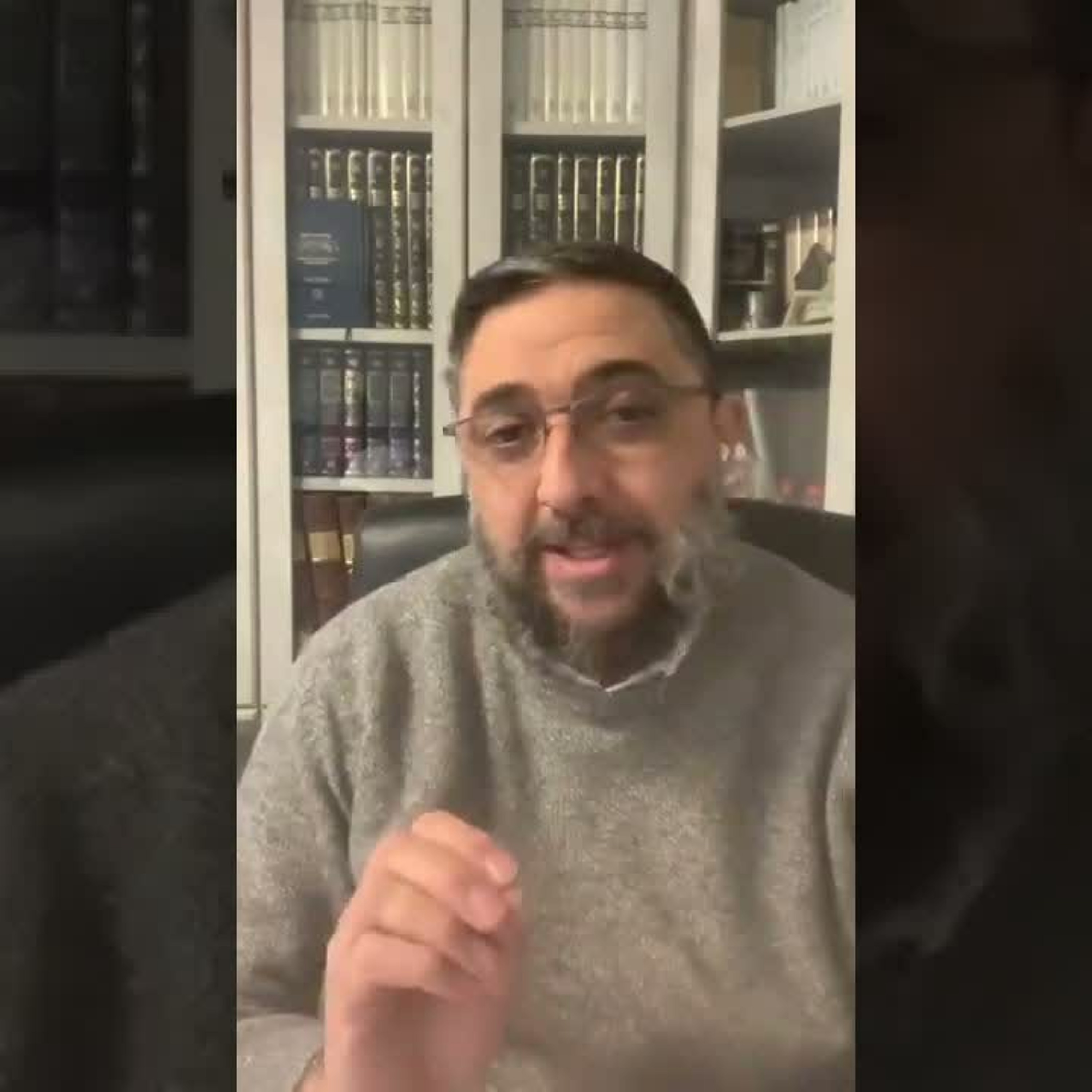 Chabbat Yitro:«La Torah a été donnée par le feu,l’eau et le désert ». episode artwork