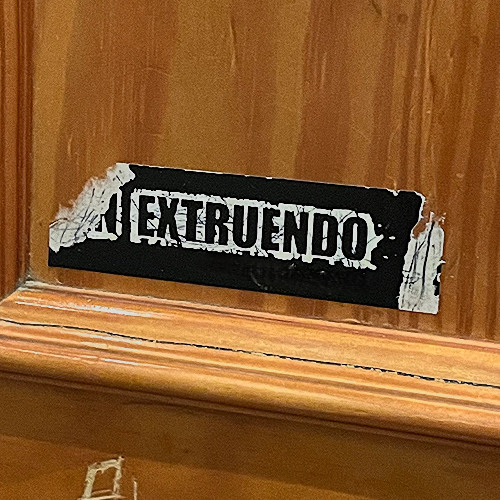 Extruendo