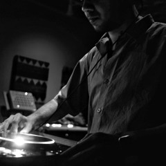 S01 E05 | Âsan @ Sonic Junkie Recording Studio