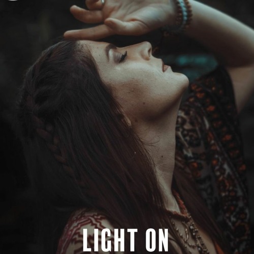 JULIA KAHN   LIGHT ON (FocusKind Remixx)