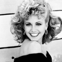 Distressor x Hopelessly Devoted To You (Vocal Mashup)