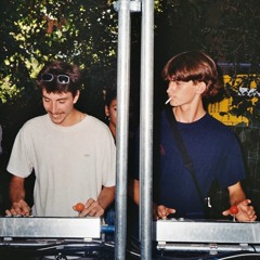 Pull Up Le Strap (@1sluhtee)