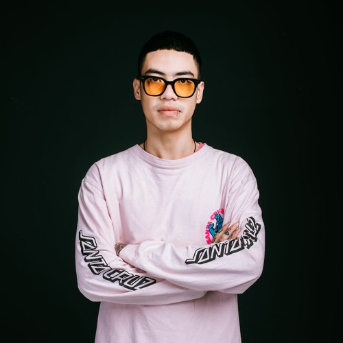 Vina lon ton #2 - vani đạp xe