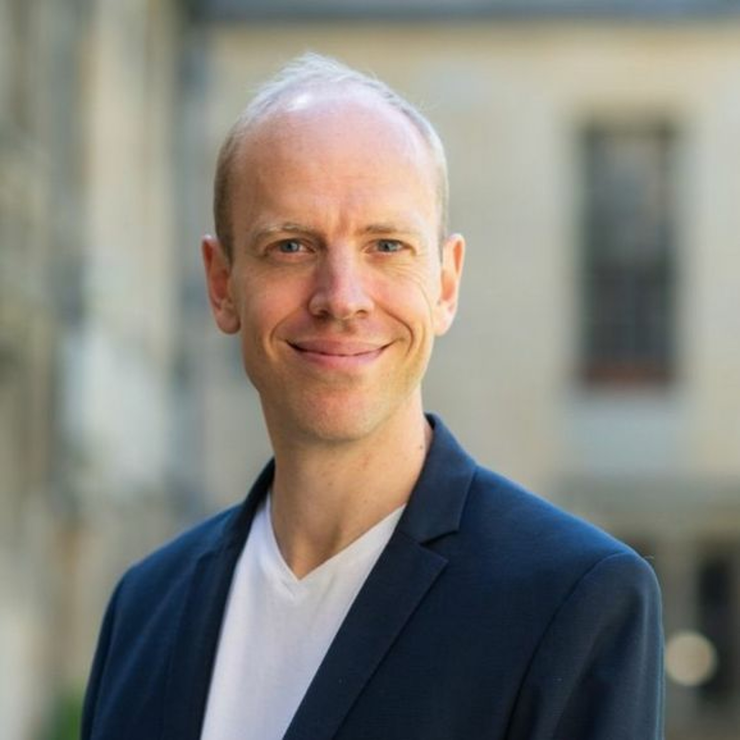 Alexander Betts on The Wealth of Refugees: How Displaced People Can Build Economies