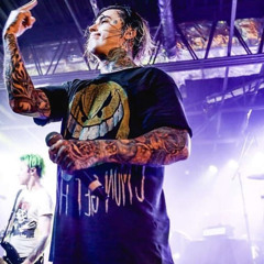 Falling in Reverse - SHIPWRECKED (Bands first ever demo).mp3