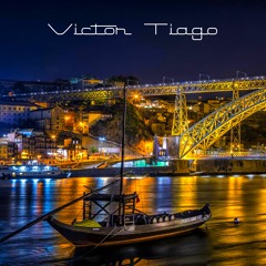 Victor Tiago - Moonrise