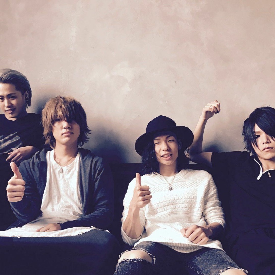 Stream NoisyCell - 真昼の月 Mahiru no Tsuki (Midday Moon) by Stream NoisyCell - 真昼の月 Mahiru no Tsuki (Midday Moon) by