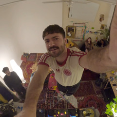 Dj Hot Summer-UNZ GALLERY 2