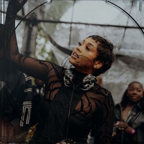 Skyla Tylaa at AOA2025 | Symfora by Philou Louzolo stage