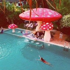 FLIPPIN POOLSIDE
