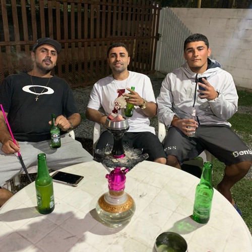 NAQUELE PIQUE EU PASSO MAL - PO SOBE E DESCE - DJ GBR - MC GW e MC Rodrigo do CN