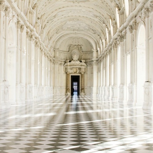 Empty Palaces