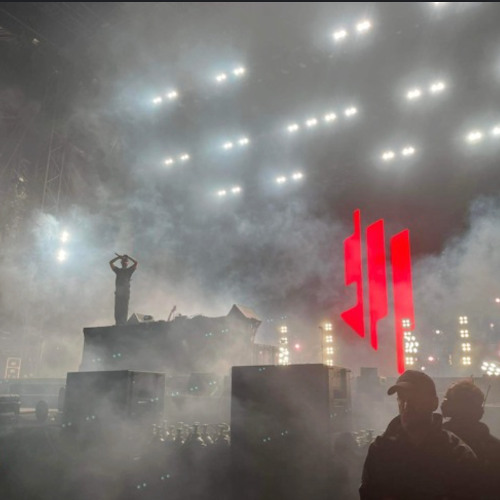 VOLTAGE VS 4EVER (SKRILLEX X ISOXO MASHUP)