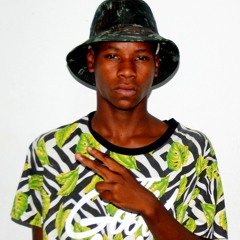 NINGUÉM  VIVE DE FAMA (DJ JT DO ZUMBI )2020