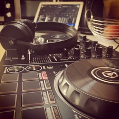 Daniel in the Mix @ Home