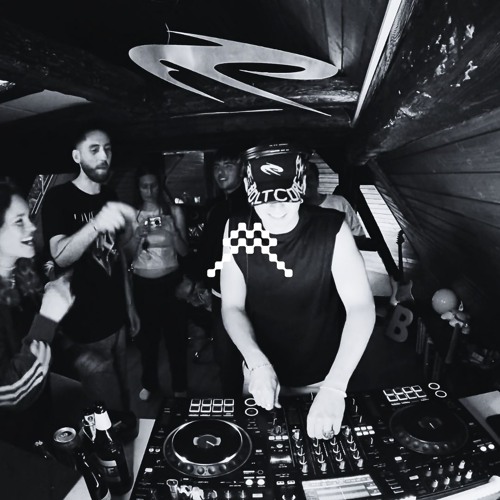 BOLTCORE [RUSH Showcase] | Attic Sessions #013